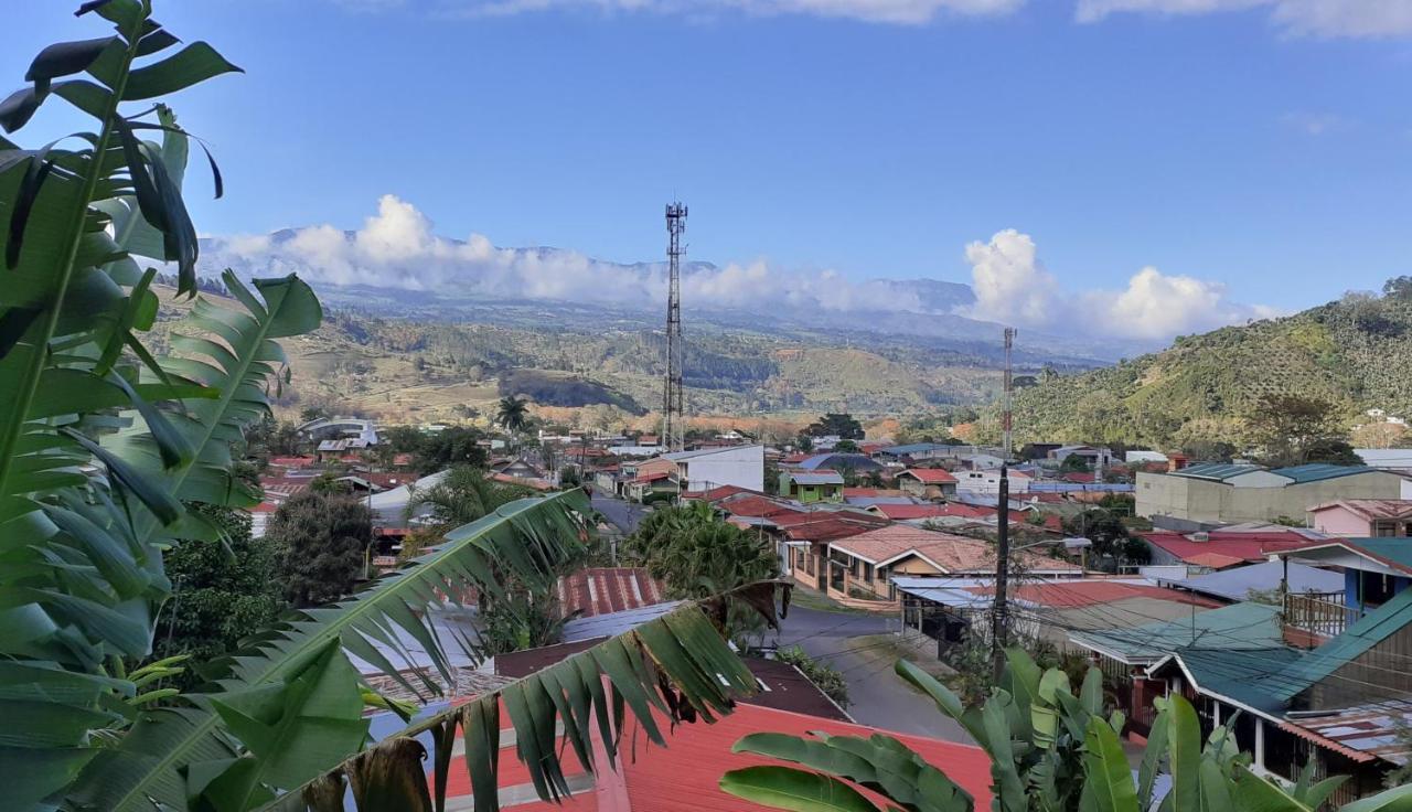 Montana Linda Guest House Orosi Orosí Exterior foto